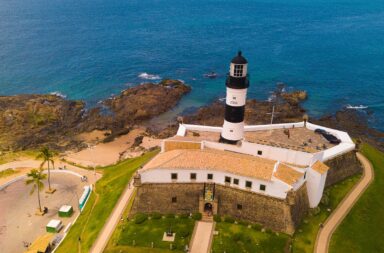 Farol da Barra recebe prêmio e impulsiona turismo na Bahia