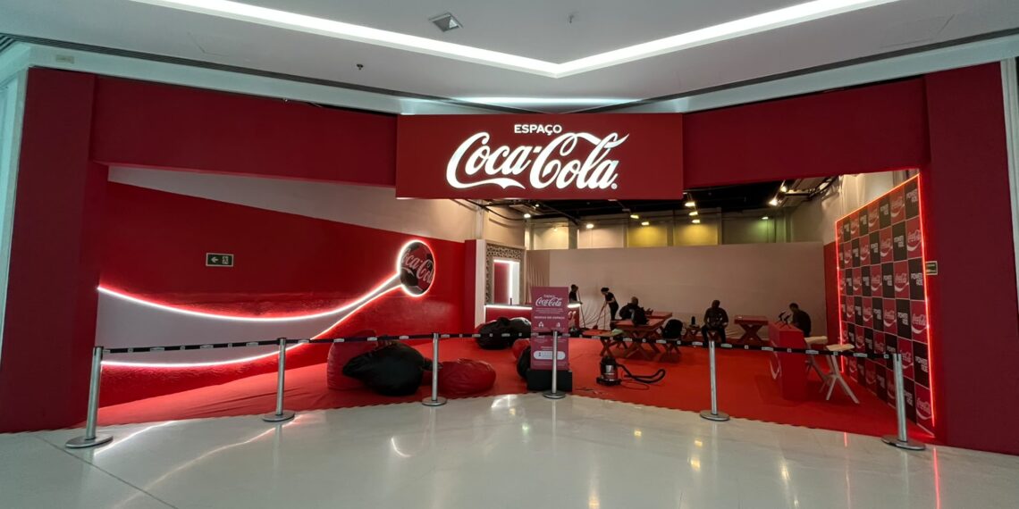 Solar Coca-Cola inaugura “Arena Coca-Cola” no Shopping Bela Vista em Salvador